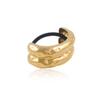 Song hair cuff: Adds a statement touch to both casual and elegant looks. Effortless, versatile, and chic—it's the perfect finishing detail.

18k gold plated on stainless steel.
Arch length: 7.32cm
Thickness: 3.4cm
Weight:55g