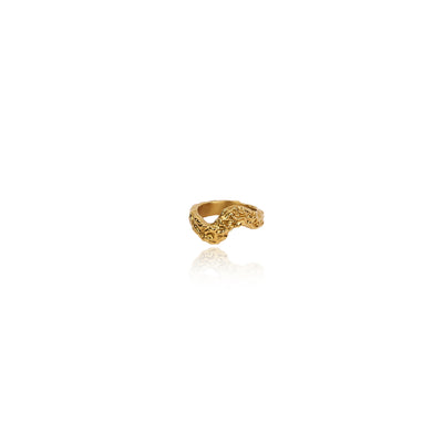 The beauty of unique design rings lies in their ability to reflect your personal style and individuality. Choose a design that resonates with you, evokes emotions, and makes you feel truly special.  18k gold plated on stainless steel. Available in size 6, 7, 8 All the rings come in a beautiful jewelry pouch.