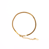 The CALI LOVE ANKLET is a simple, yet bold and elegant gold anklet. No matter the outfit, either casual or dressy, this gorgeous visible anklet shines. Just like the beautiful California Coastline, this anklet will brighten up your outfit everyday  18k gold plated on stainless steel. Length: 21CM Extender: 5CM This product is hypoallergenic and tarnish resistant. 