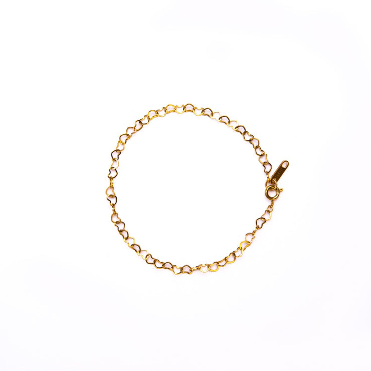 A gorgeous collection of bracelets that stylishly adorn your wrist.   18k gold plated on stainless steel. Length: 20 CM This product is hypoallergenic and tarnish resistant. 